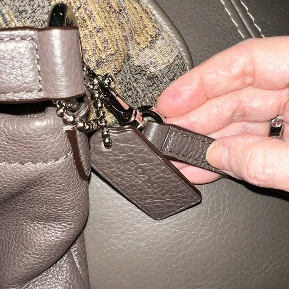 Coach Dark Brown Leather Bag - Picture 5 of 16